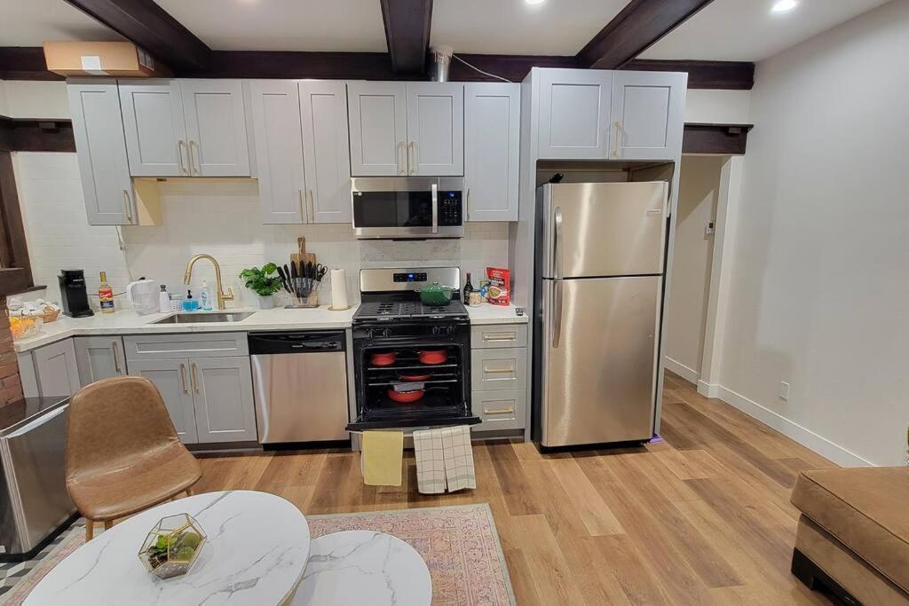 Elegant Luxury 2Br Apt Near Dtla ロサンゼルス エクステリア 写真