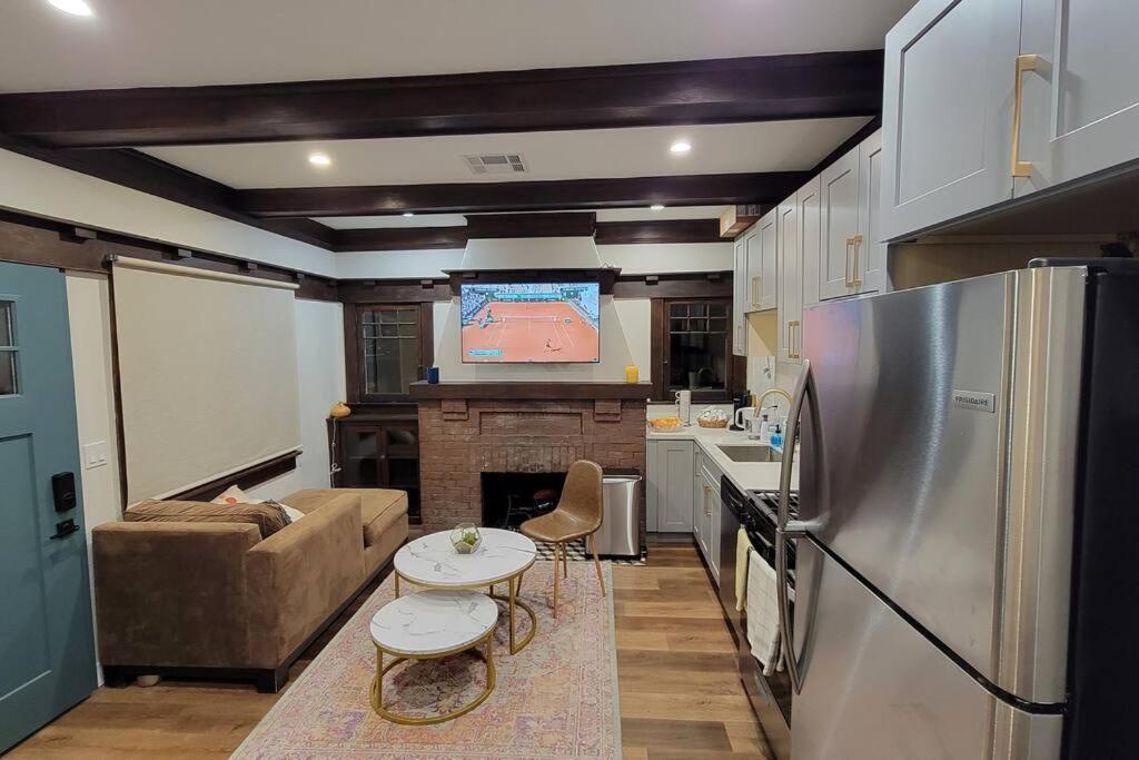 Elegant Luxury 2Br Apt Near Dtla ロサンゼルス エクステリア 写真